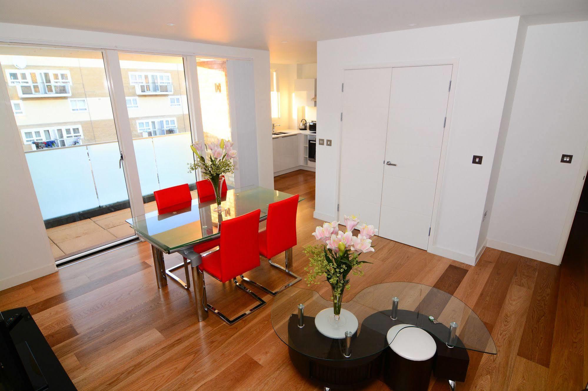 Apartment Wharf - Cambridge Av London Eksteriør billede